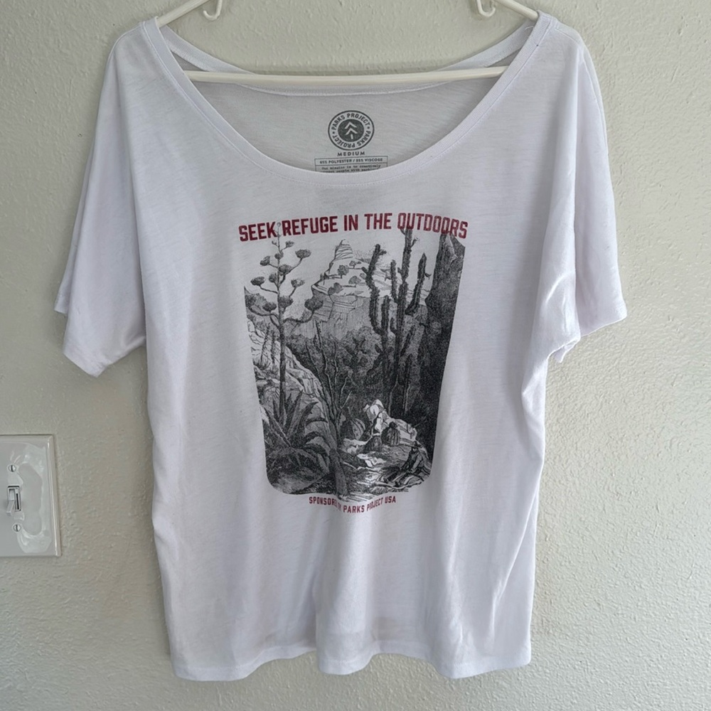 Parks Project | Outdoors shirt size Medium